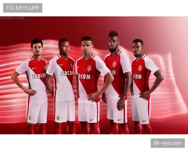 里尔2-2战平摩纳哥,客队凭借一记35码外直接任意球扳平比分 里尔2-2战平摩纳哥,客队凭借一记35码外直接任意球扳平比分